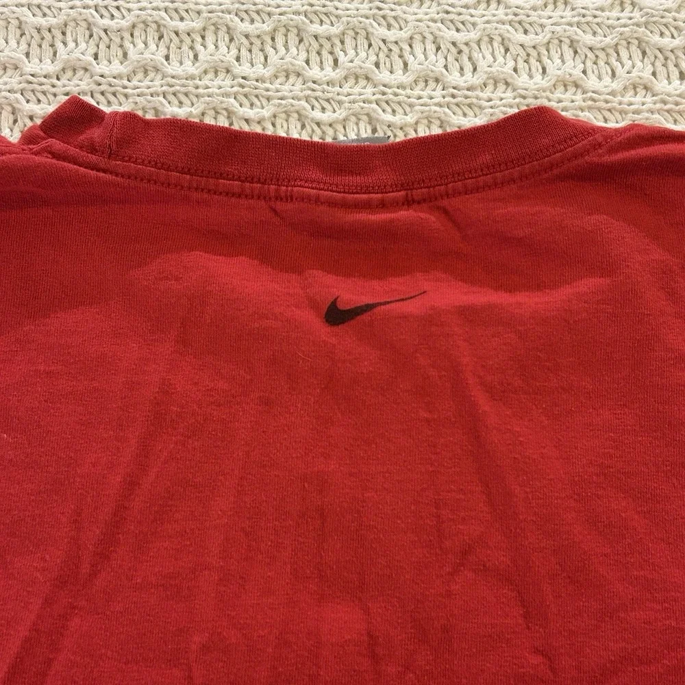 Vintage Nike Red Y2K Men's XL‎ Tee Shirt 100% Cotton